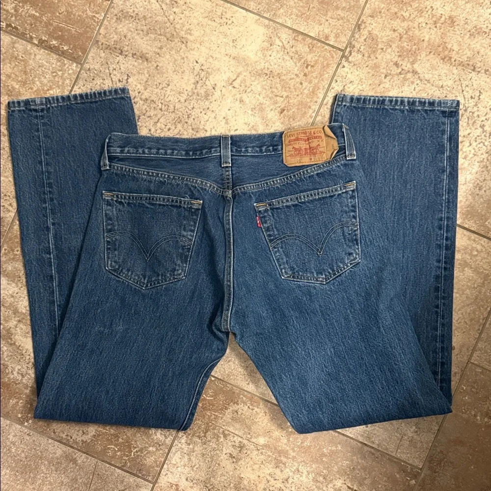 Levi's 501 Men's Blue Jeans 34x34 - Picture 4 of 6